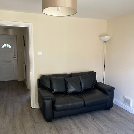 House Number 4 Sleeps Up To 4 With Smart Tvs In Every Room Wellington  Luaran gambar