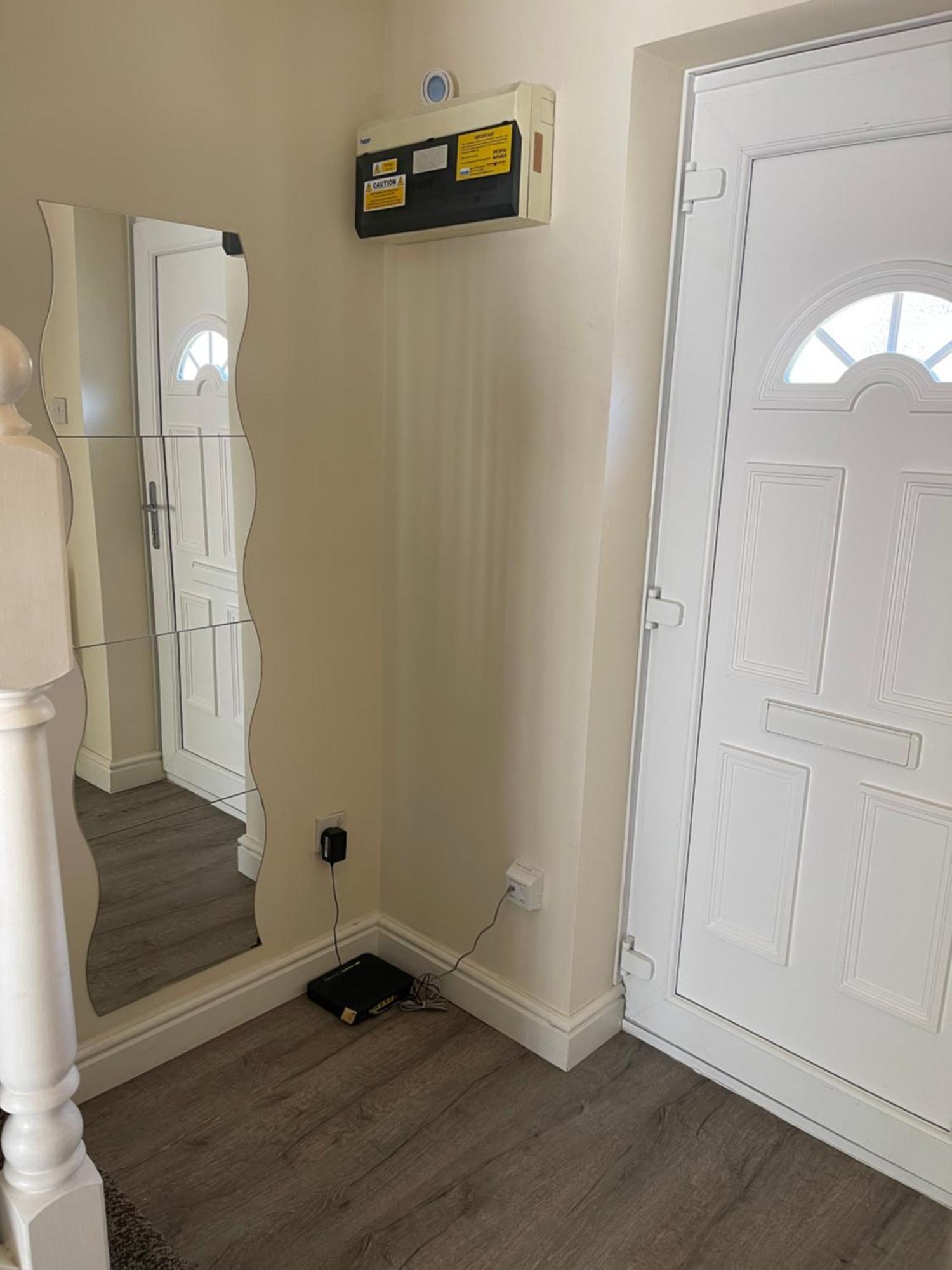 House Number 4 Sleeps Up To 4 With Smart Tvs In Every Room Wellington  Luaran gambar