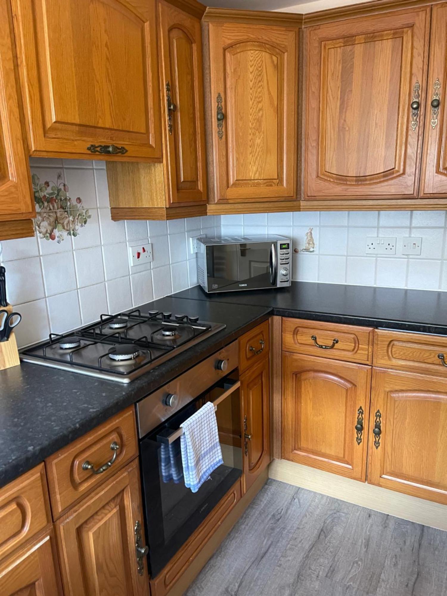 House Number 4 Sleeps Up To 4 With Smart Tvs In Every Room Wellington  Luaran gambar